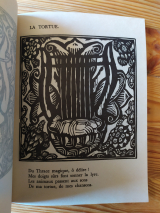 Apollinaire, Guillaume. Dufy, Raoul (ill.) Le Bestiaire ou Cortège d\'Orphée illustré de gravures sur bois... Les fermiers généraux, 1955